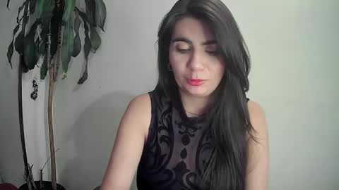 Snapshot of evacollins12 chatting on 12/14/24, 10:39 evacollins12 online show from 12/14/24, 10:39