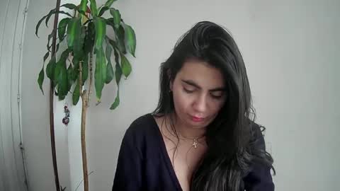 Snapshot of evacollins12 chatting on 12/16/24, 12:27 evacollins12 online show from 12/16/24, 12:27