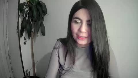 Snapshot of evacollins12 chatting on 12/28/24, 04:19 evacollins12 online show from 12/28/24, 04:19