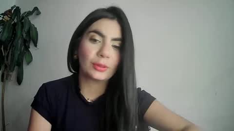 Snapshot of evacollins12 chatting on 02/03/25, 10:21 evacollins12 online show from 02/03/25, 10:21