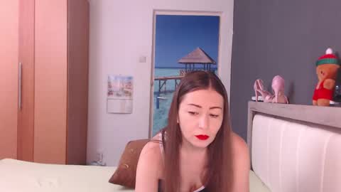 Snapshot of evafromheaven chatting on 02/01/26, 06:45 Eva online show from 02/01/26, 06:45