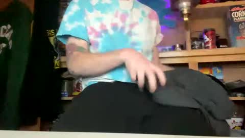 Snapshot of evageniex chatting on 11/12/25, 02:39 evageniex online show from 11/12/25, 02:39