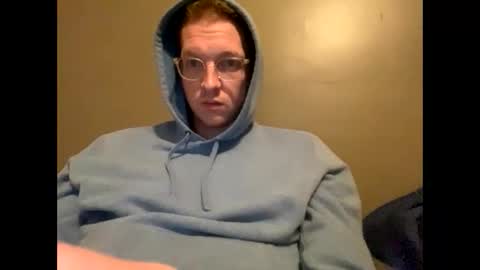 Snapshot of evageniex chatting on 11/30/25, 08:57 evageniex online show from 11/30/25, 08:57