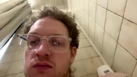 Snapshot of evageniex chatting on 02/11/26, 06:57 evageniex online show from 02/11/26, 06:57