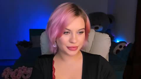 Snapshot of evaharve chatting on 12/19/24, 10:42 Eva online show from 12/19/24, 10:42