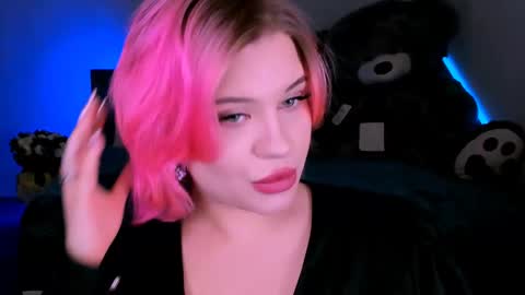 Snapshot of evaharve chatting on 02/14/25, 09:43 Eva online show from 02/14/25, 09:43