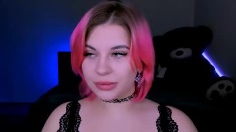 Snapshot of evaharve chatting on 03/06/25, 10:15 Eva online show from 03/06/25, 10:15