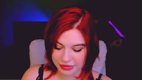 Snapshot of evaharve chatting on 09/25/25, 07:12 Eva online show from 09/25/25, 07:12