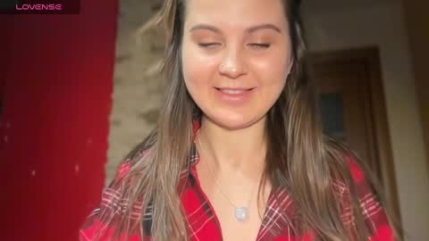 Snapshot of evahazardd chatting on 02/15/25, 04:56 EvaHazard online show from 02/15/25, 04:56