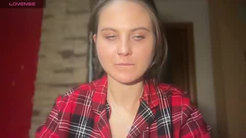 Snapshot of evahazardd chatting on 02/22/25, 07:47 EvaHazard online show from 02/22/25, 07:47