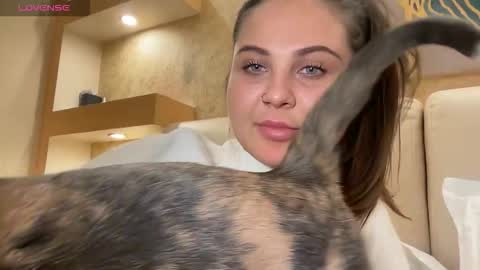 Snapshot of evahazardd chatting on 10/14/25, 05:58 EvaHazard online show from 10/14/25, 05:58