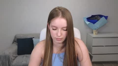 Snapshot of evajuly chatting on 12/22/24, 06:48 Eva online show from 12/22/24, 06:48