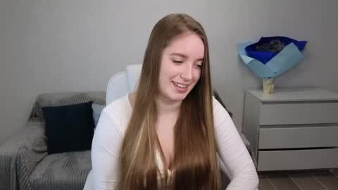 Snapshot of evajuly chatting on 12/31/24, 06:48 Eva online show from 12/31/24, 06:48