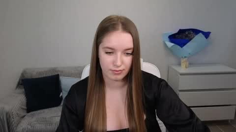 Snapshot of evajuly chatting on 01/02/25, 10:48 Eva online show from 01/02/25, 10:48