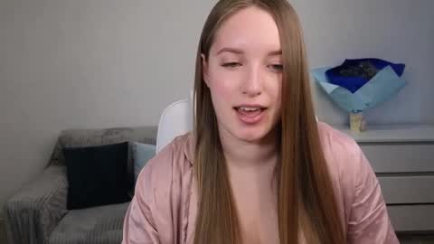 Snapshot of evajuly chatting on 01/14/25, 09:35 Eva online show from 01/14/25, 09:35