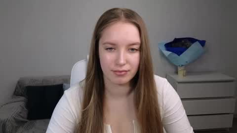 Snapshot of evajuly chatting on 01/17/25, 05:00 Eva online show from 01/17/25, 05:00