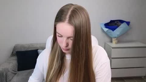 Snapshot of evajuly chatting on 01/25/25, 02:47 Eva online show from 01/25/25, 02:47