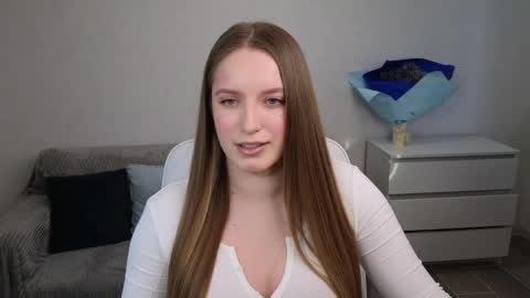 Snapshot of evajuly chatting on 02/13/25, 07:45 Eva online show from 02/13/25, 07:45