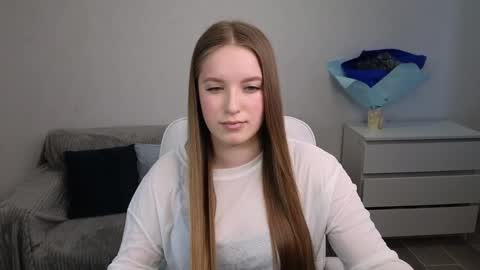 Snapshot of evajuly chatting on 02/27/25, 08:28 Eva online show from 02/27/25, 08:28