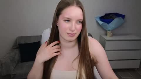 Snapshot of evajuly chatting on 03/07/25, 07:27 Eva online show from 03/07/25, 07:27