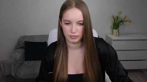 Snapshot of evajuly chatting on 03/09/25, 07:05 Eva online show from 03/09/25, 07:05