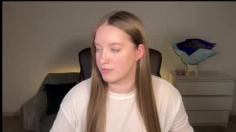 Eva online show from 03/25/26, 05:08