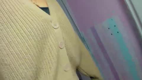 Eva online show from 10/31/25, 04:02