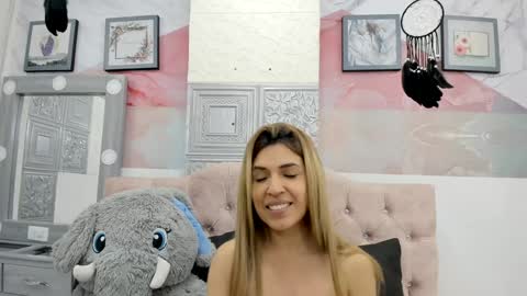 Eva online show from 02/06/25, 02:04