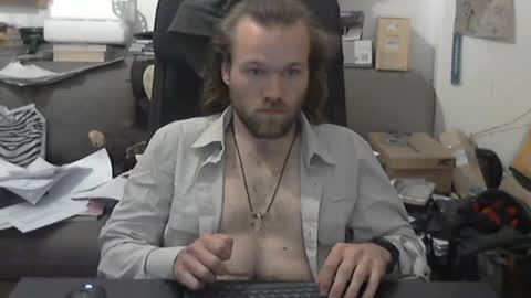 Han online show from 04/18/26, 07:58