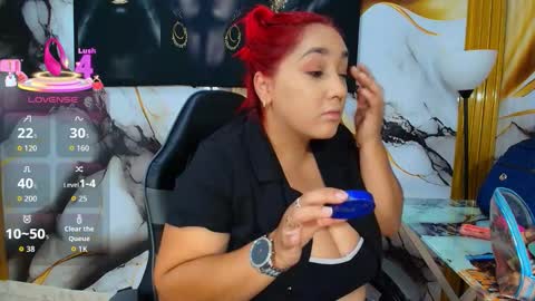 Snapshot of evamilff_ chatting on 02/22/26, 12:04 Eva online show from 02/22/26, 12:04