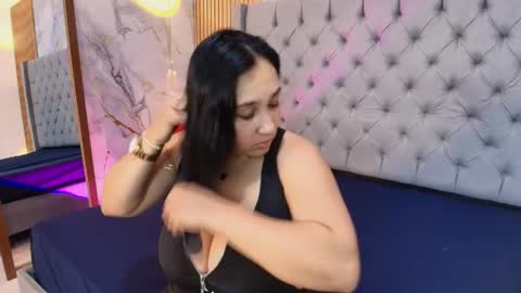 Snapshot of evamilff_ chatting on 04/02/26, 12:58 Eva online show from 04/02/26, 12:58