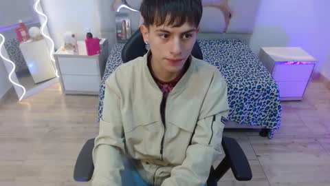 evan_tay online show from 02/23/26, 03:15