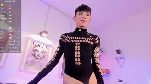 Evan voss  help me get 200 likesindependent model online show from 02/13/26, 02:51