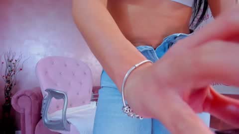 Eva online show from 01/19/25, 11:32