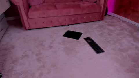 Eva online show from 03/11/25, 10:42