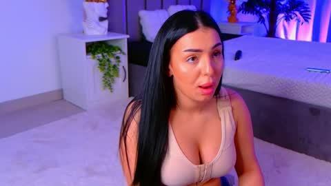 Snapshot of evanew_ chatting on 04/15/26, 08:20 Eva online show from 04/15/26, 08:20