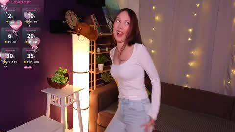 Hello im Lia online show from 05/15/26, 04:14