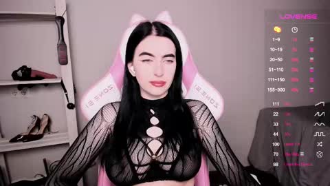 Streams schedule Wed Thursday Friday Saturday Sunday 1100-1700GMT Monday and Tuesday Day offs online show from 02/19/25, 02:55