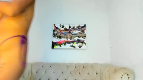 Snapshot of evangely15 chatting on 12/29/24, 09:09 evangely online show from 12/29/24, 09:09