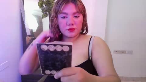Snapshot of evania_lorns chatting on 05/21/26, 08:27 eva online show from 05/21/26, 08:27