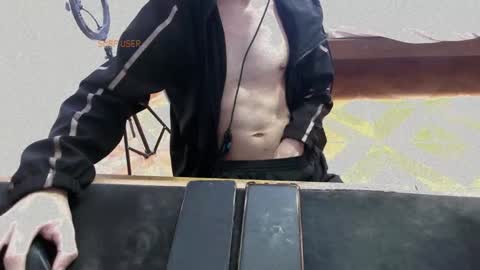 Snapshot of evans20cm chatting on 02/24/26, 11:41 Evans 20cm online show from 02/24/26, 11:41