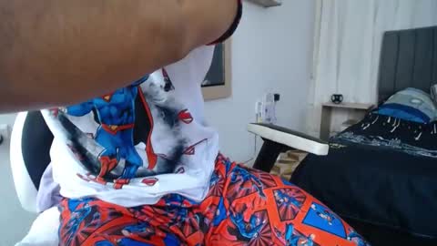 Snapshot of evans_king chatting on 02/25/25, 09:35 Evan online show from 02/25/25, 09:35