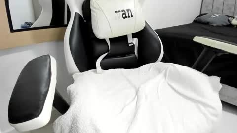 Evan online show from 03/20/26, 02:11