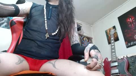evans_xy online show from 05/28/26, 01:58