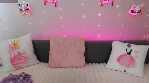 Adelina online show from 06/11/26, 04:54