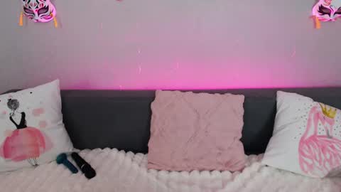 Adelina online show from 07/04/26, 04:07