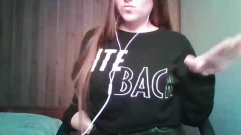 evasapples2026 online show from 01/31/26, 07:23