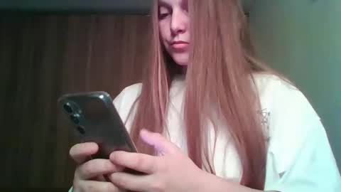 evasapples2026 online show from 03/18/26, 10:13