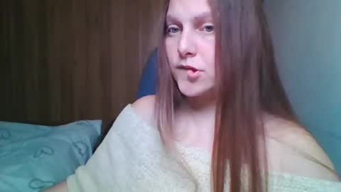 evasapples2026 online show from 05/15/26, 07:32