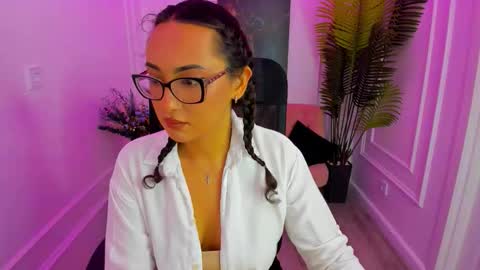 evasarazardje online show from 09/15/25, 04:23